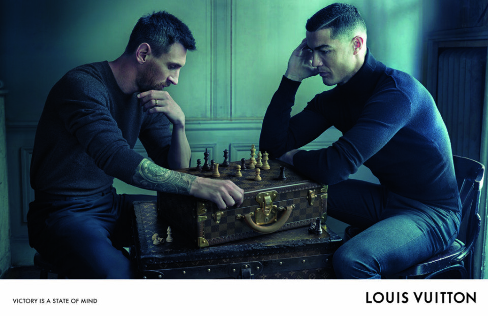 Luxury Gaming Stations: The Louis Vuitton Casino Trunk Lets You Take the  Game With You
